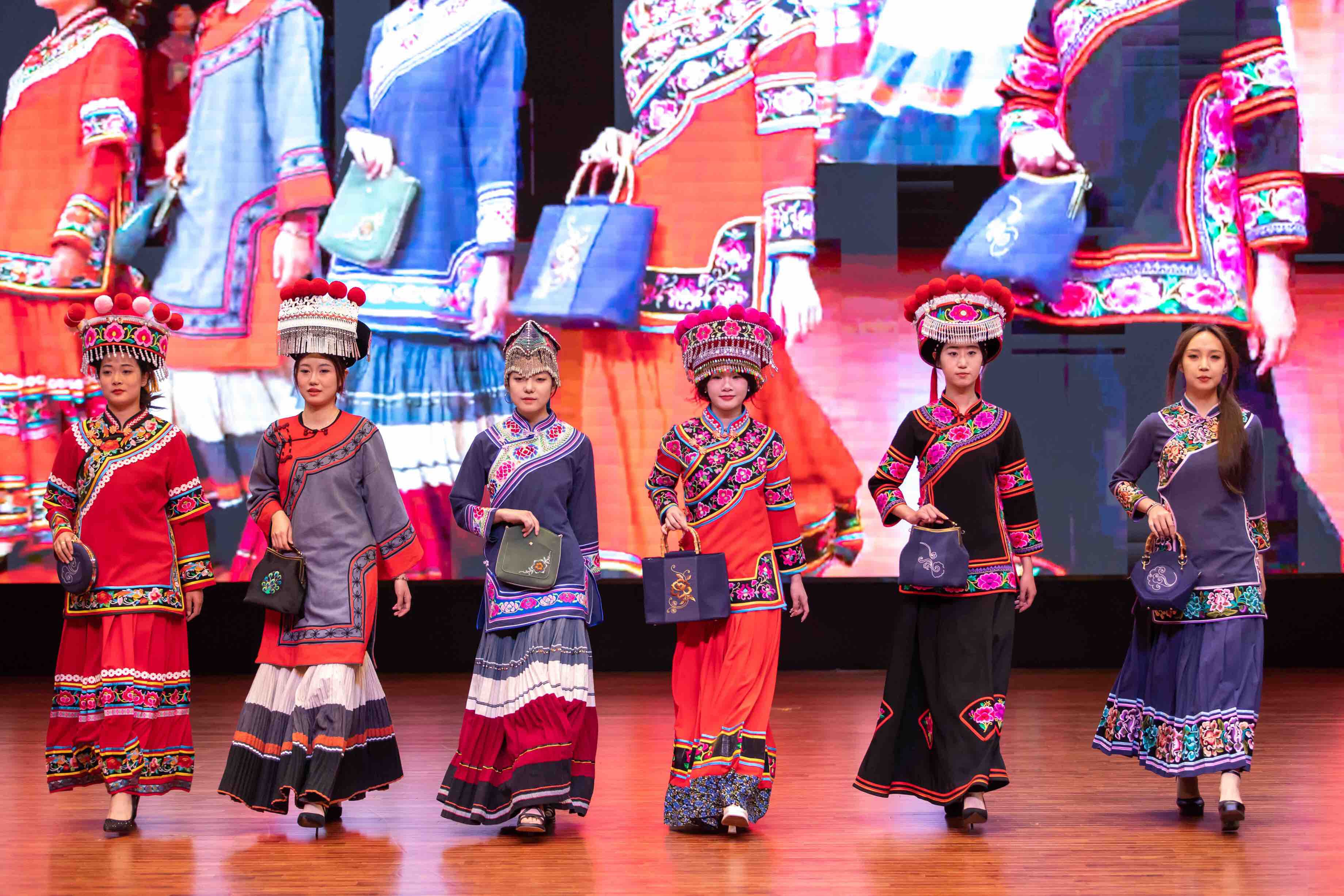 1b239601-b951-48f2-8749-b927d10402b8